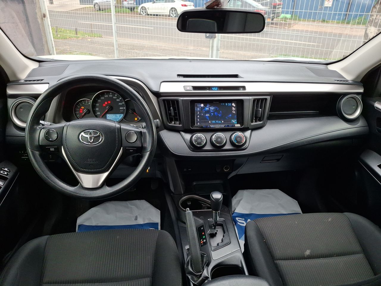 TOYOTA - 32