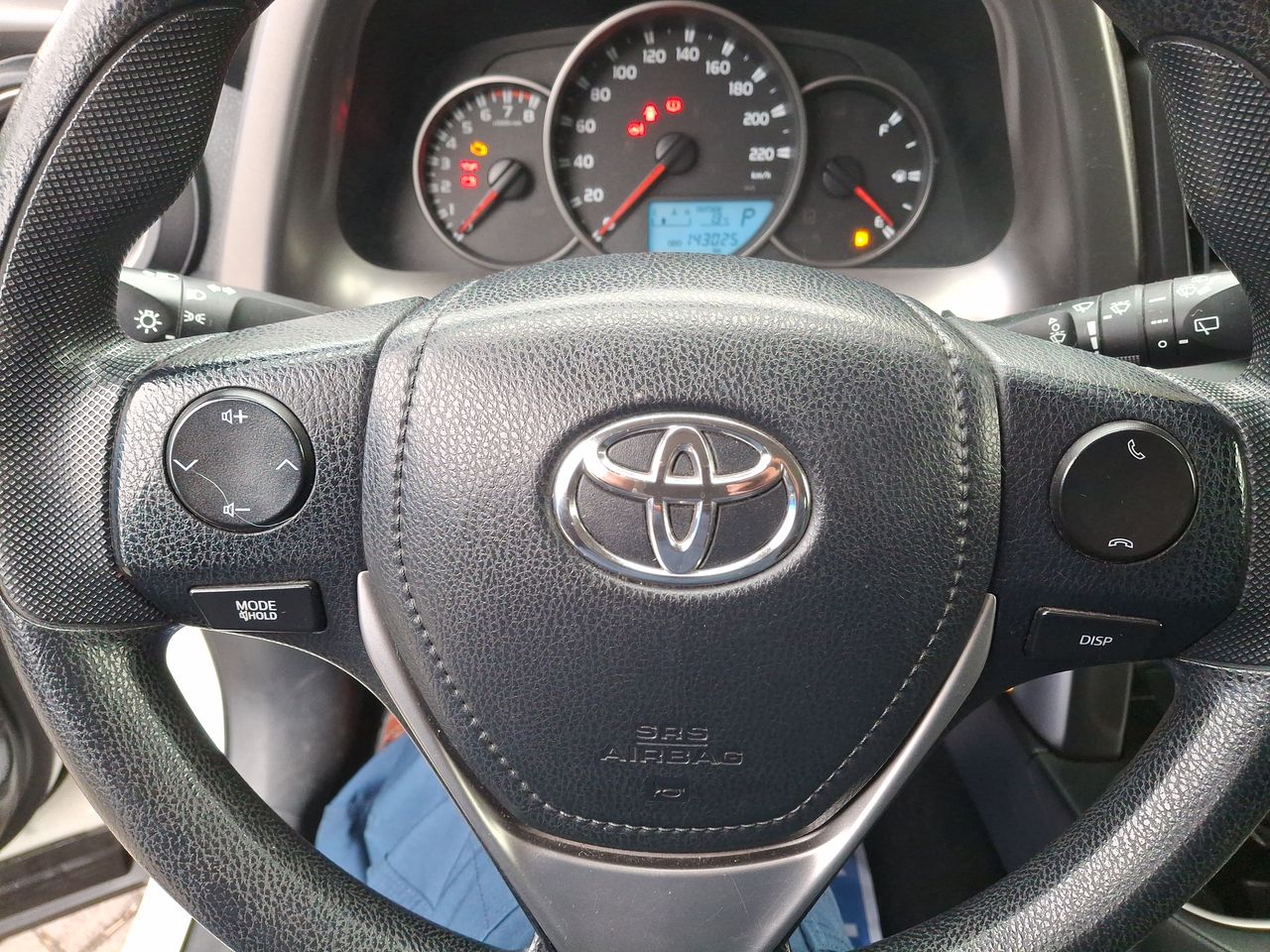 TOYOTA - 26