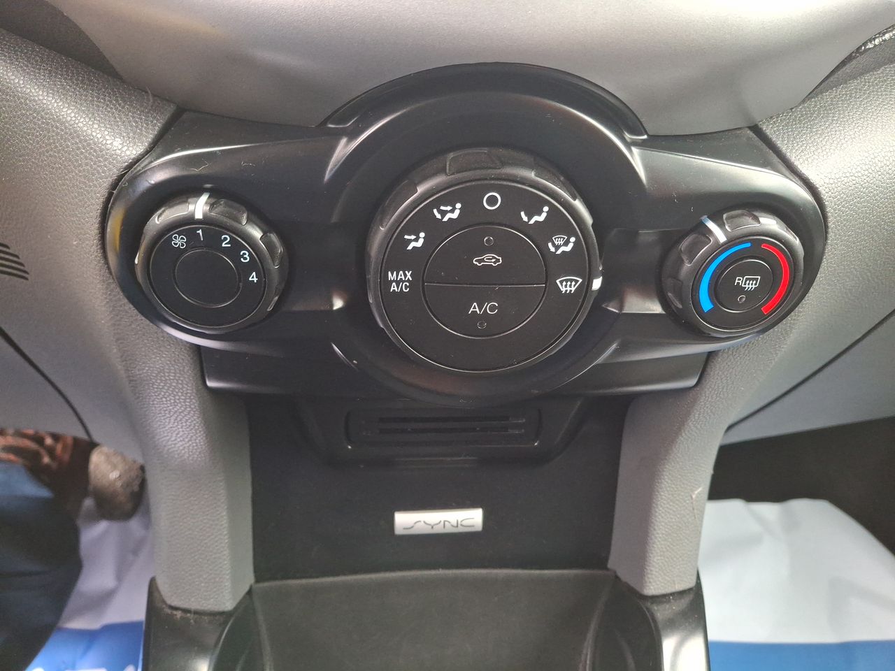 FORD - 29