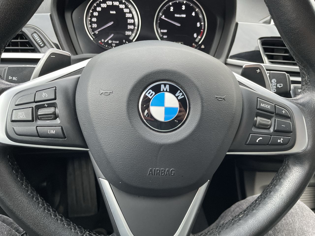 BMW - 24