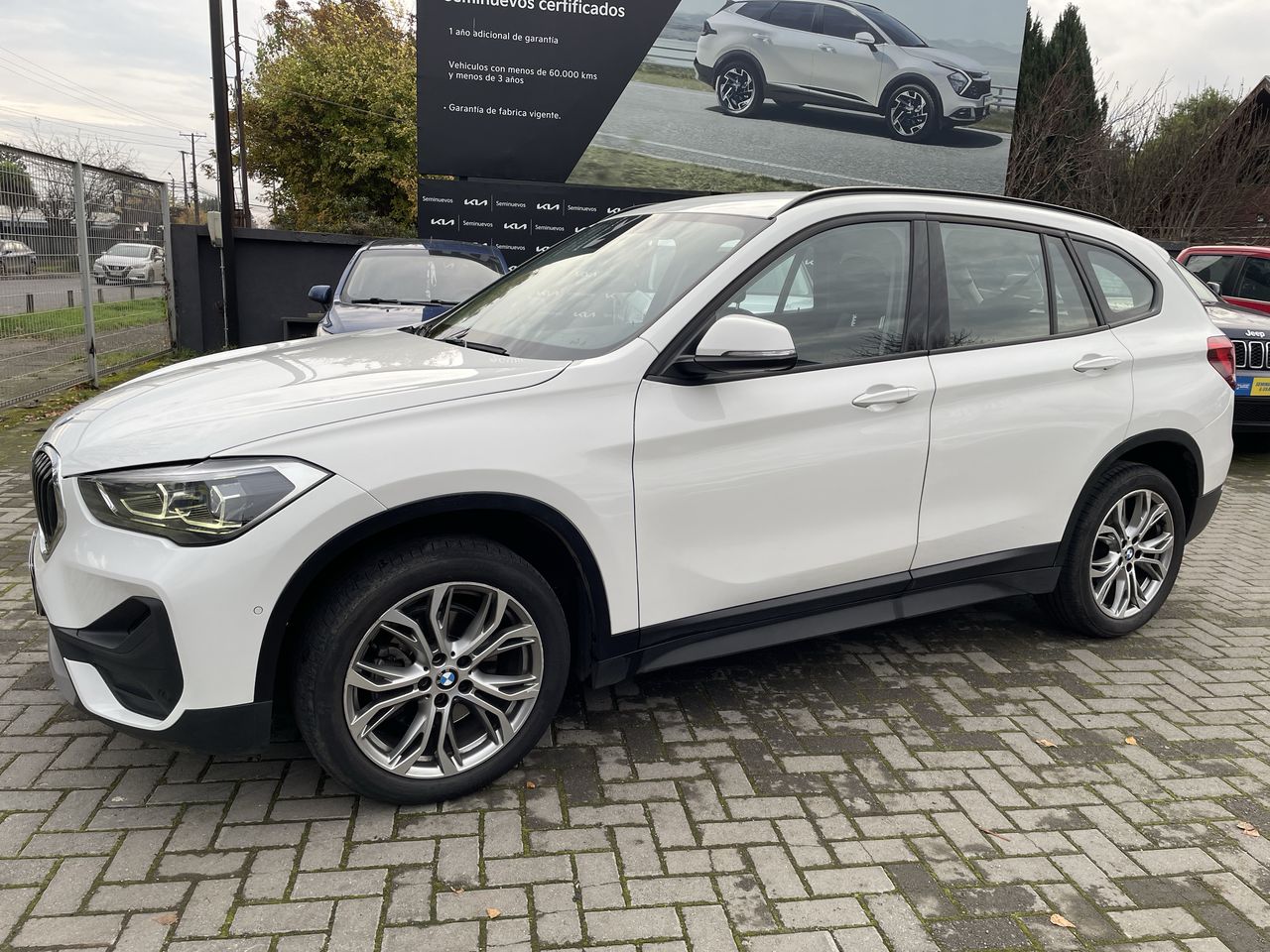 BMW - 3