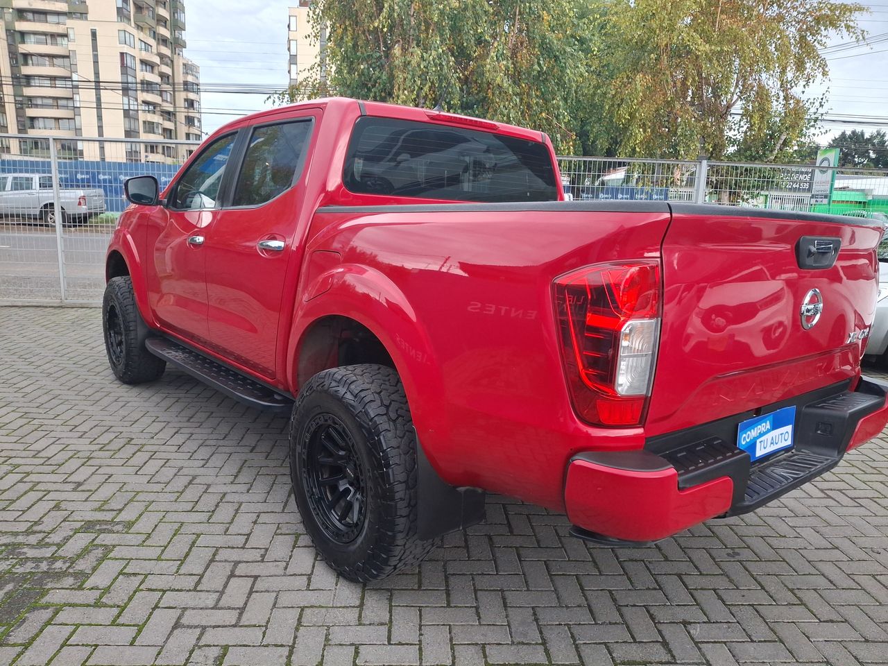 NISSAN - 5