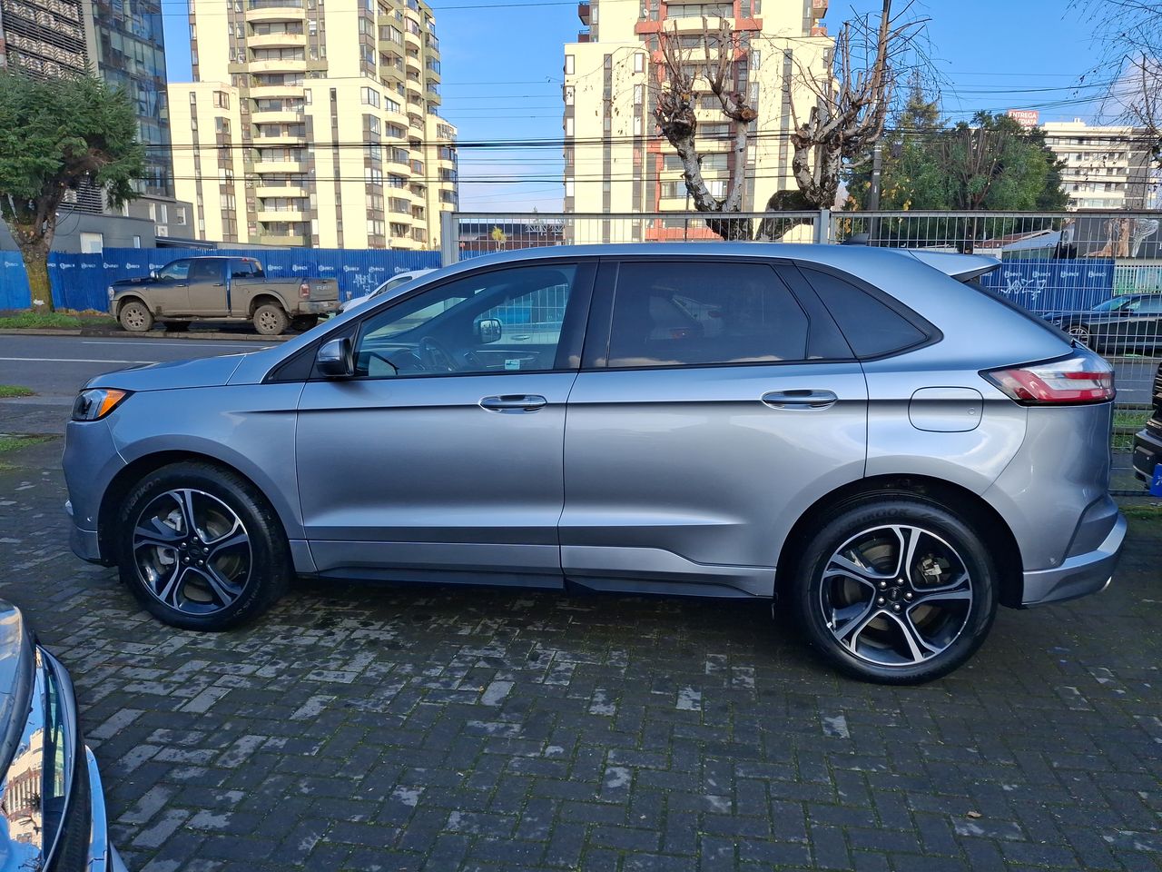 FORD - 4