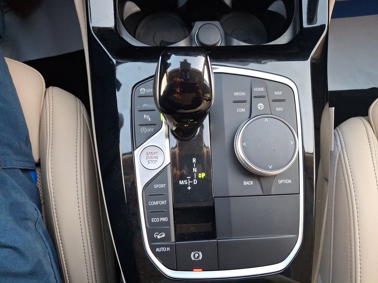 BMW - 30