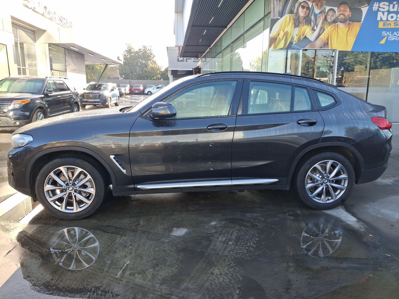 BMW - 4