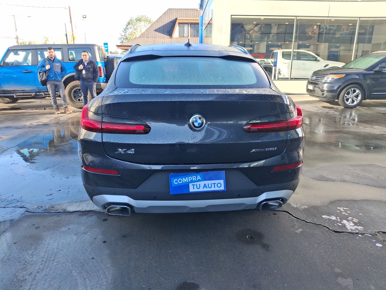BMW - 6