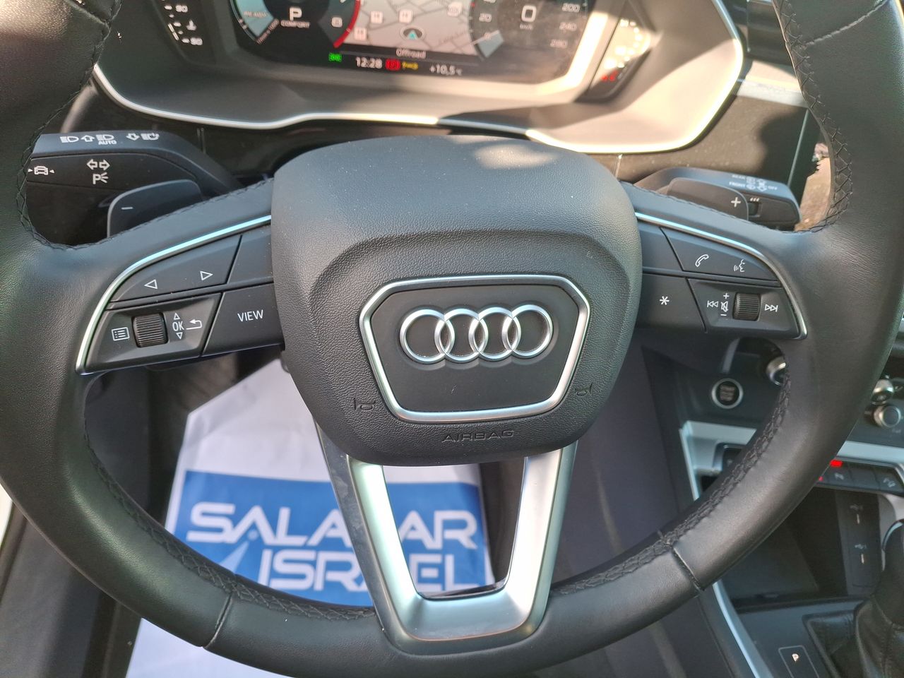 AUDI - 25