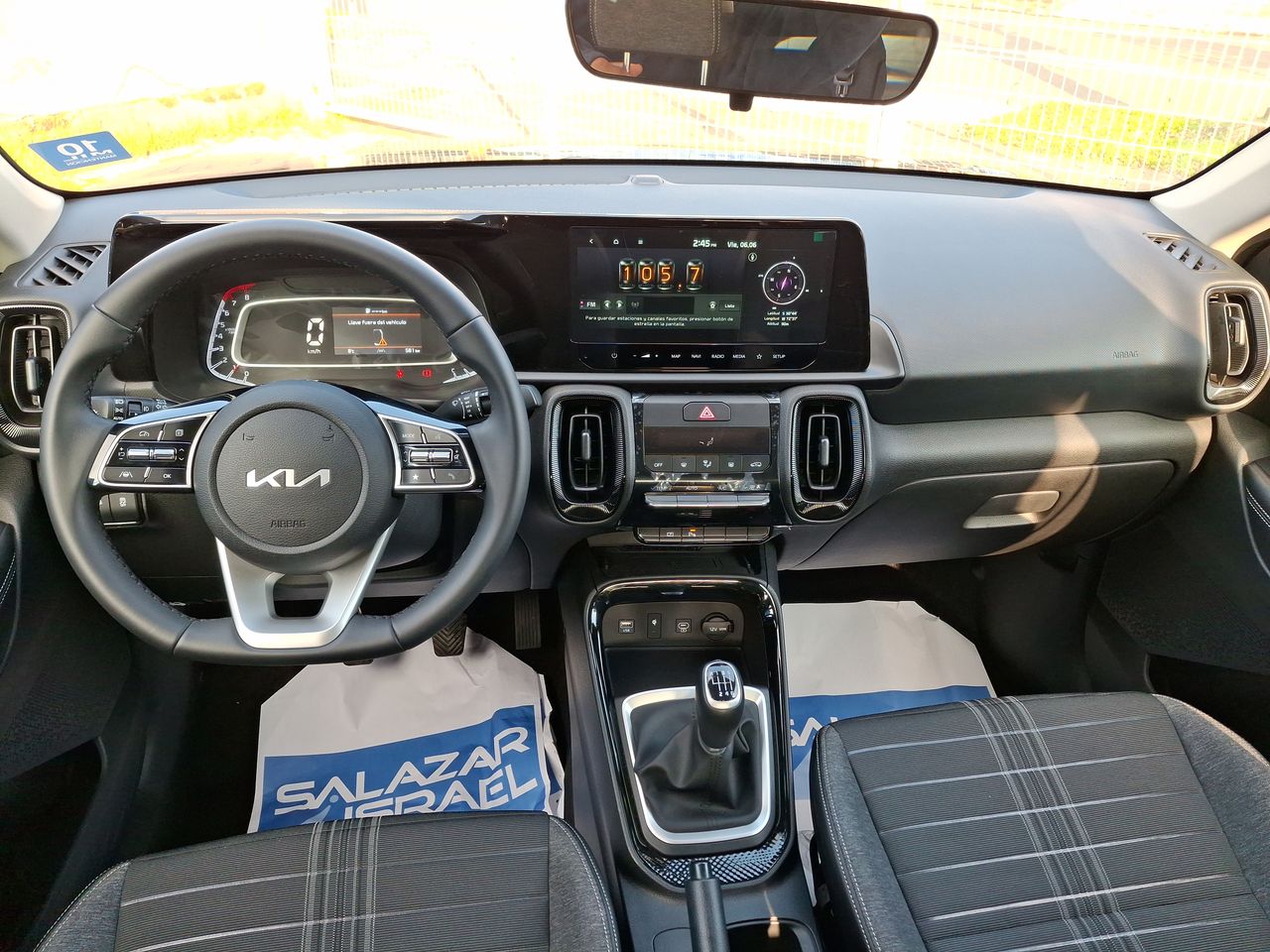 KIA - 32