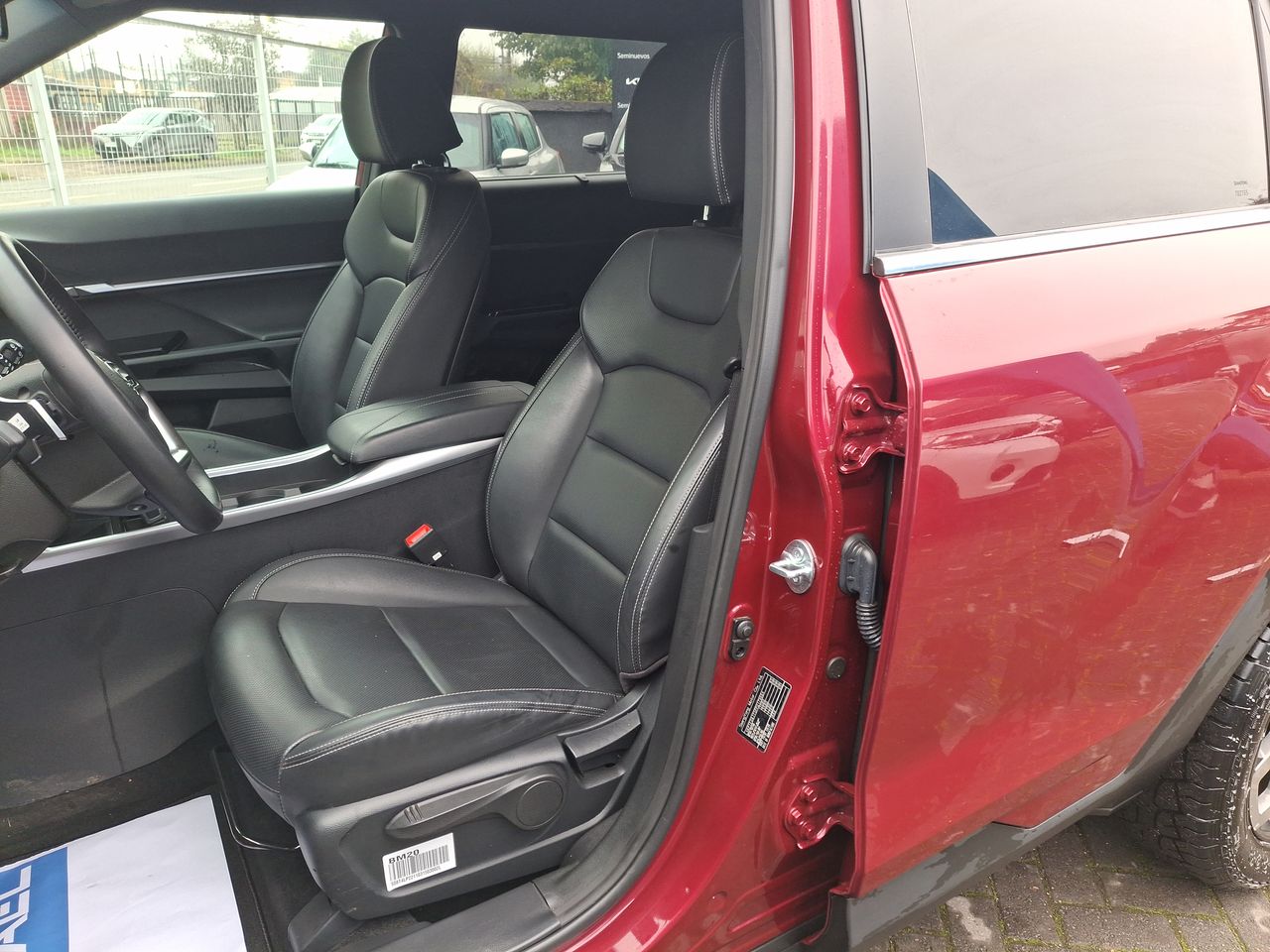 SSANGYONG - 24