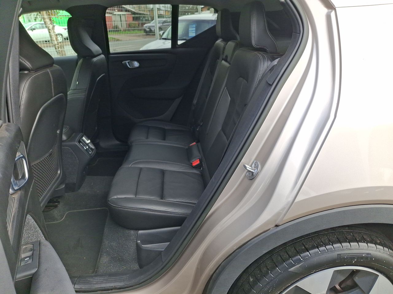 VOLVO - 35