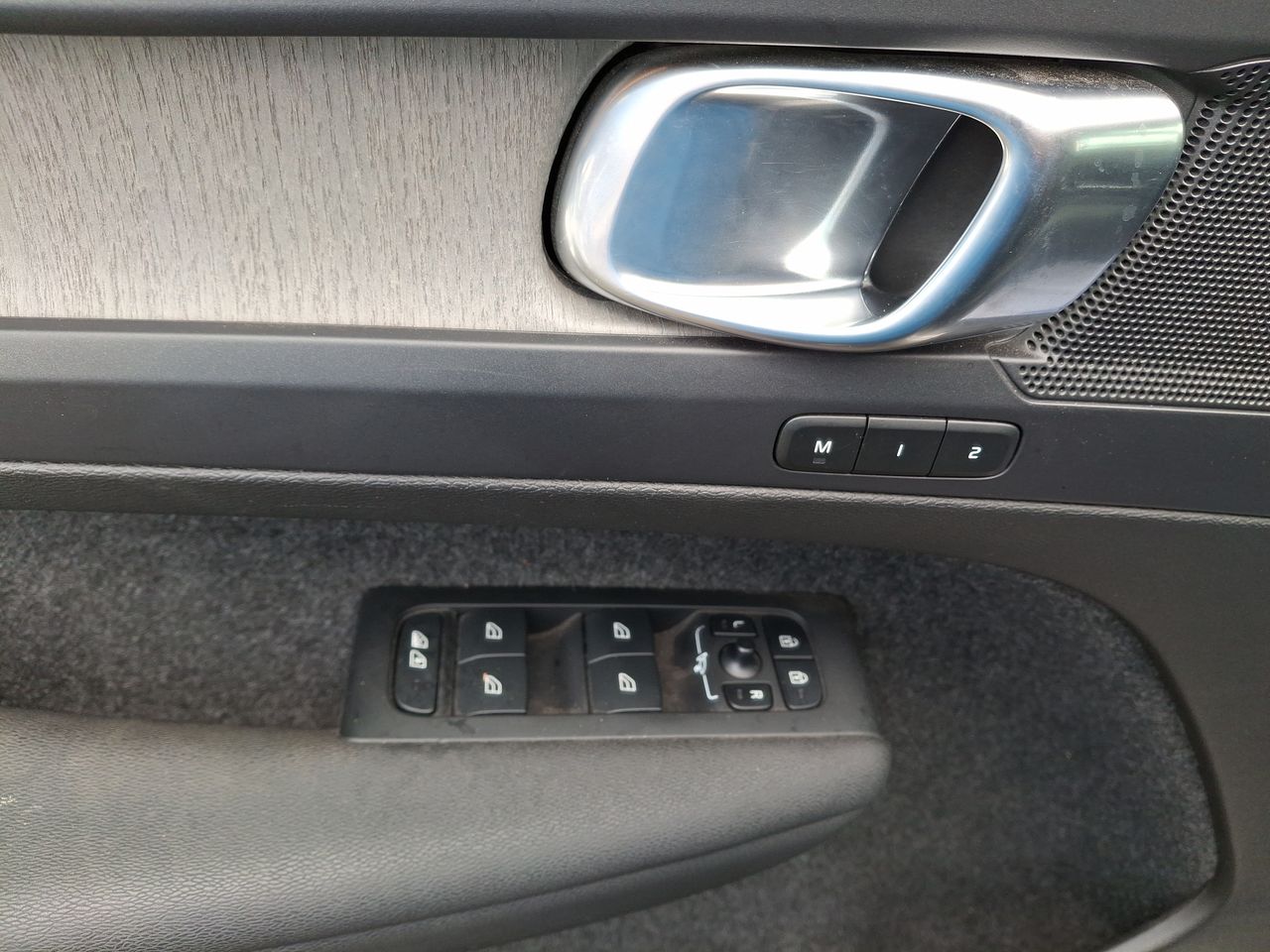 VOLVO - 22