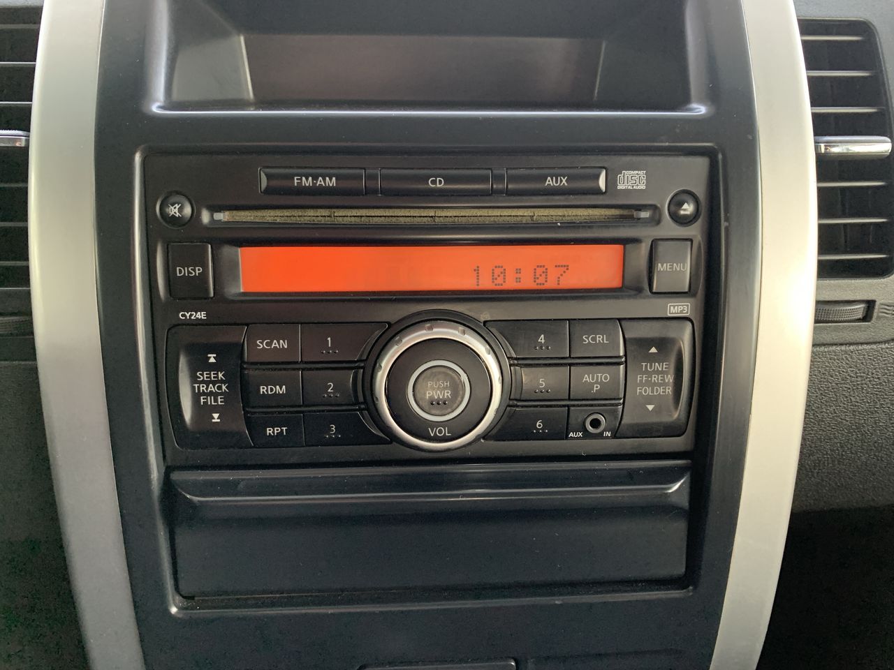 NISSAN - 26