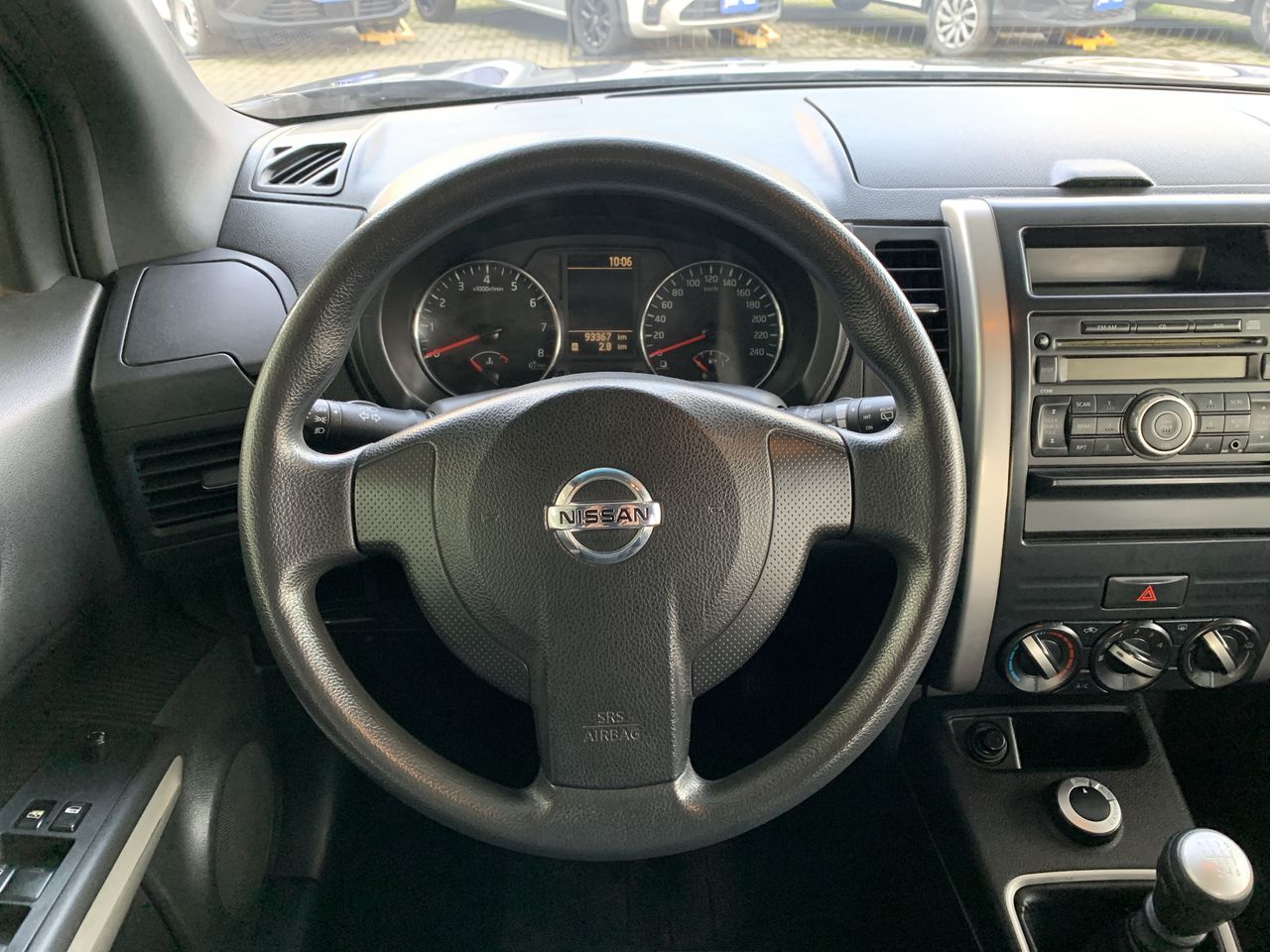 NISSAN - 24