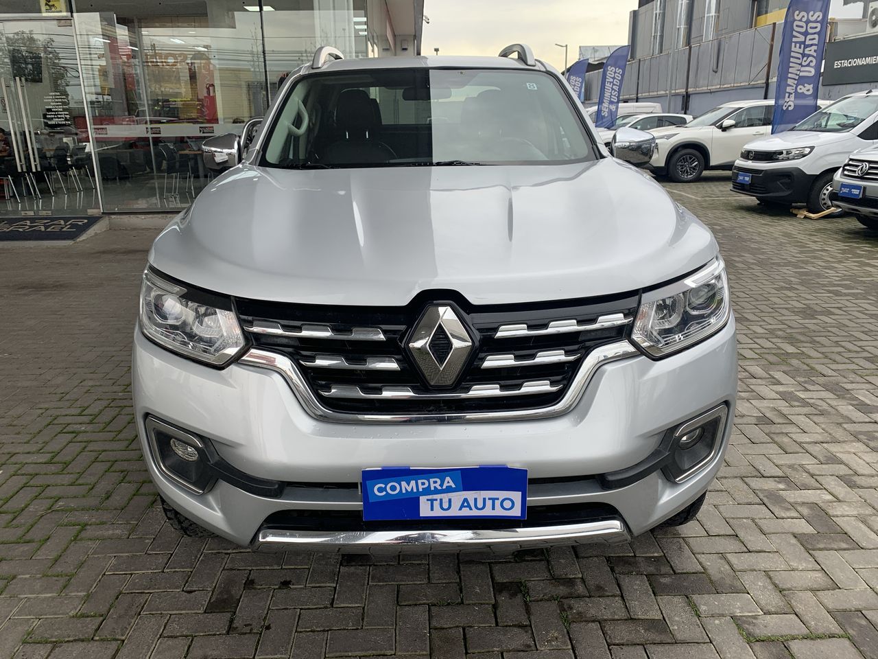 RENAULT - 2