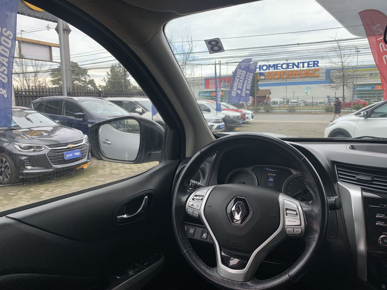 RENAULT - 16