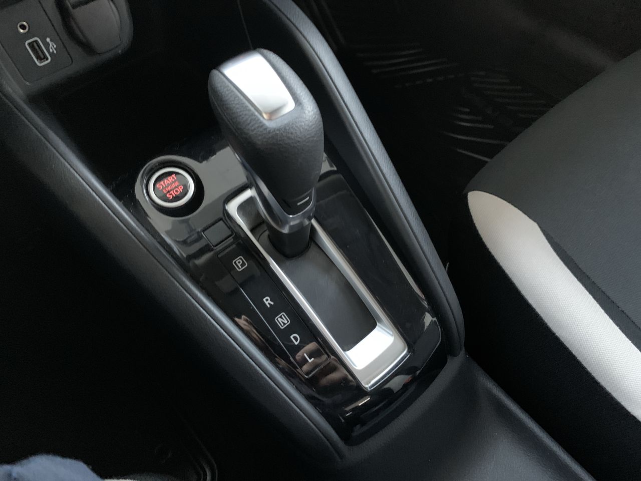 NISSAN - 31