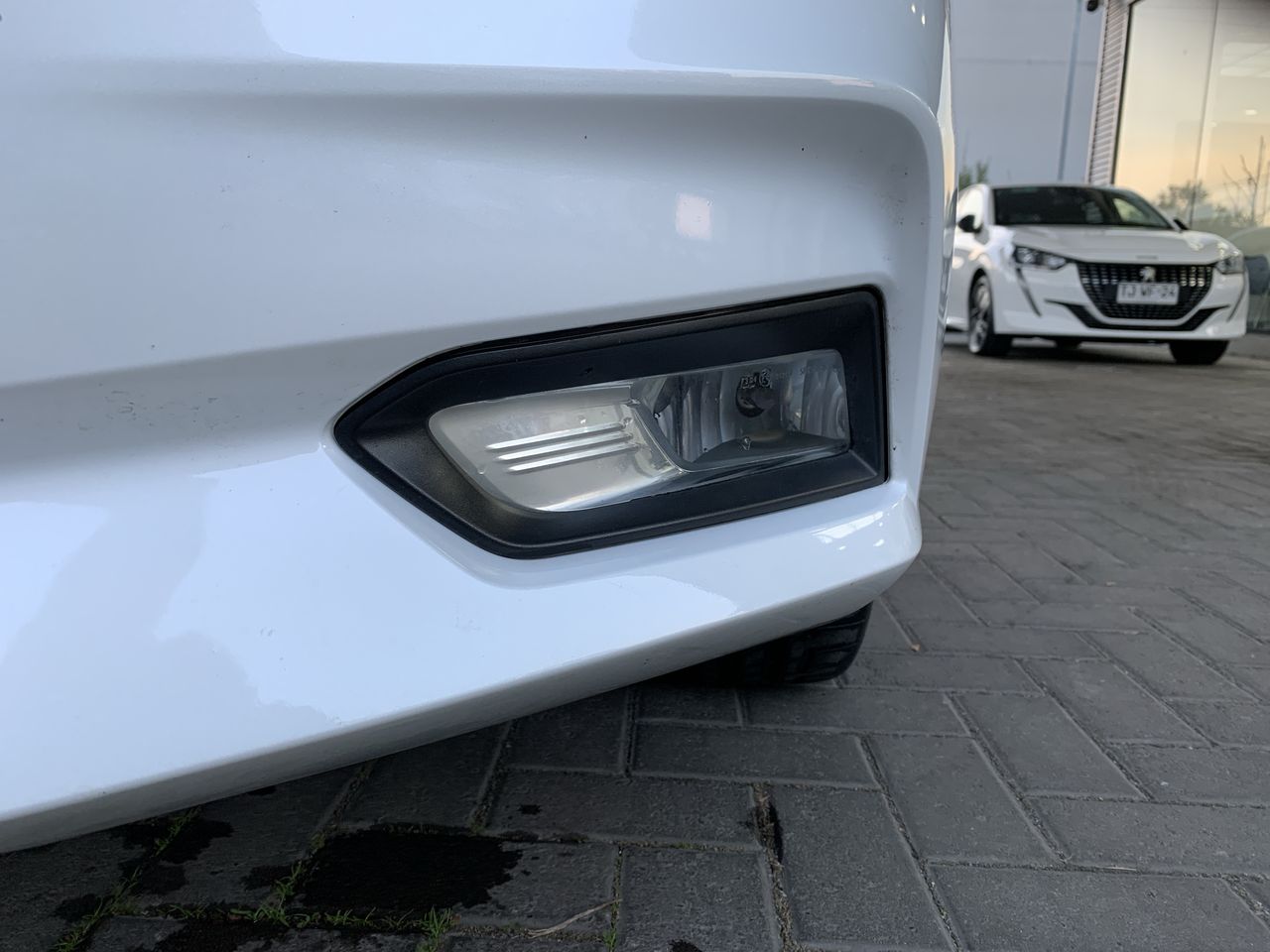 NISSAN - 20