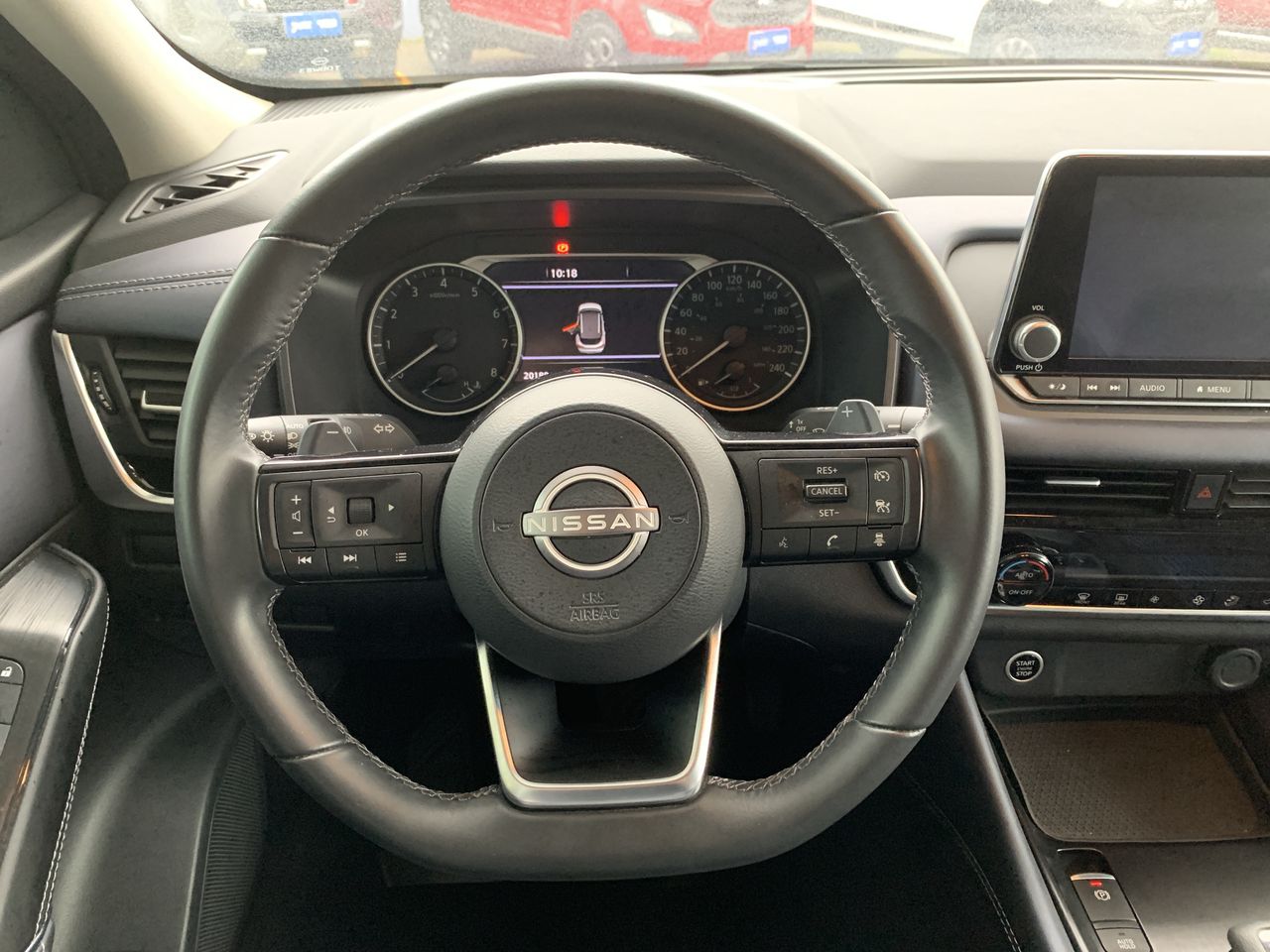 NISSAN - 26