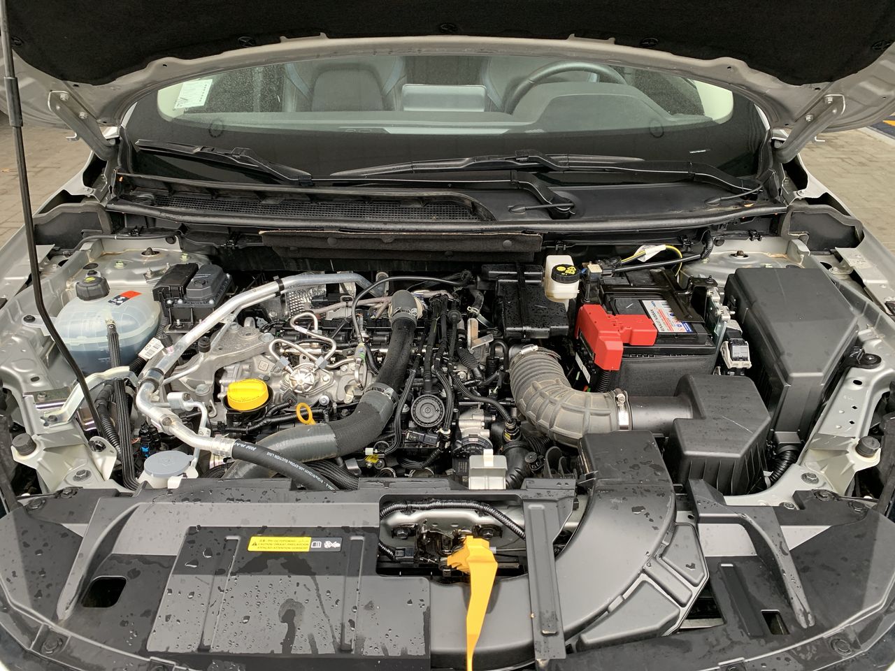 NISSAN - 18