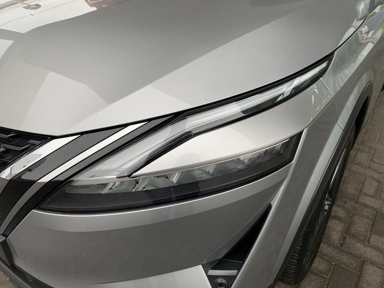 NISSAN - 19