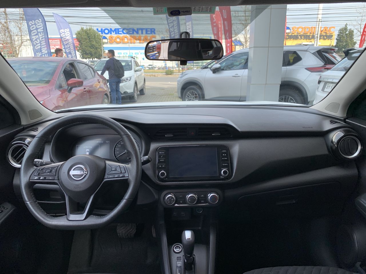 NISSAN - 32