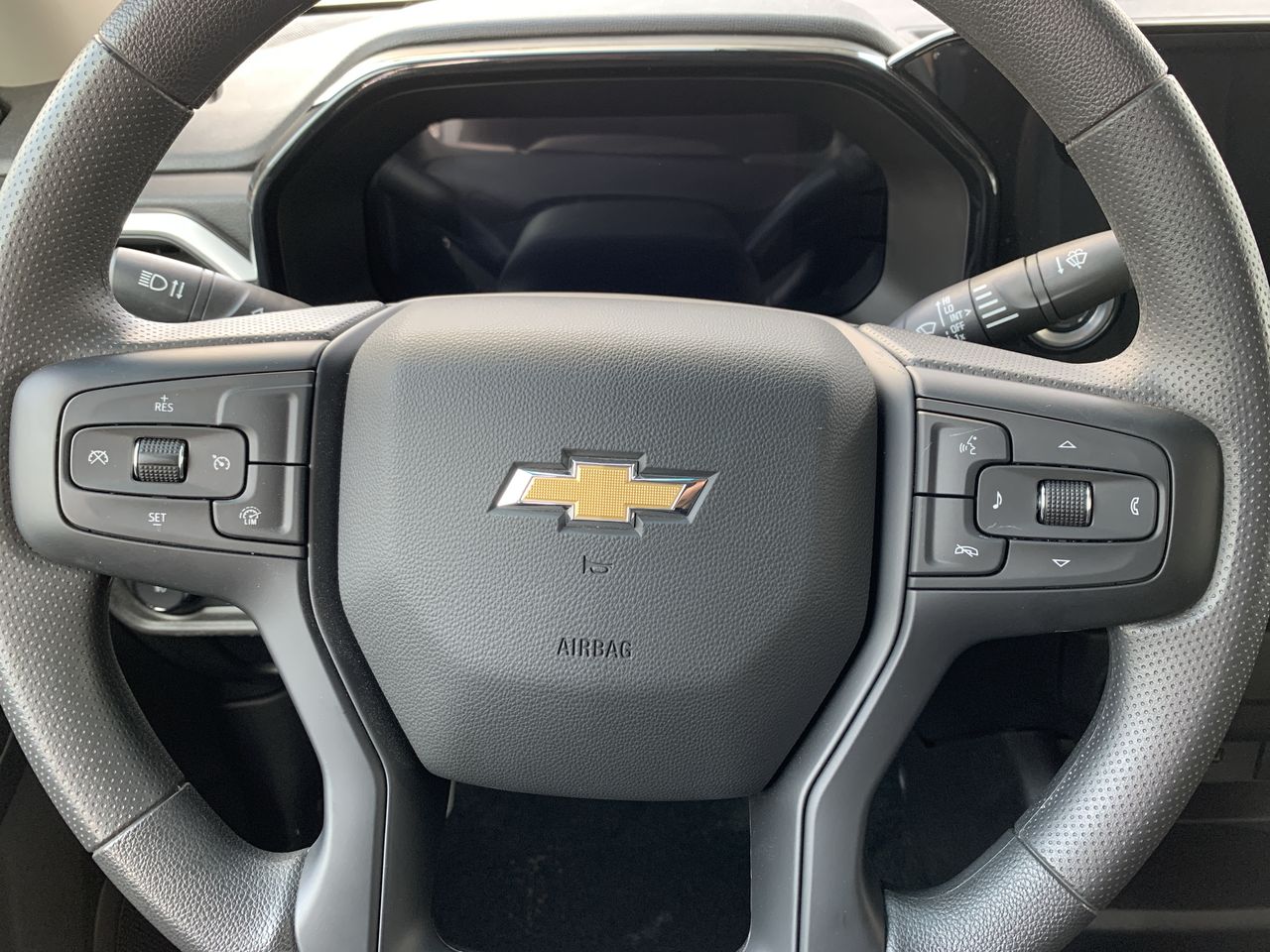 CHEVROLET - 26