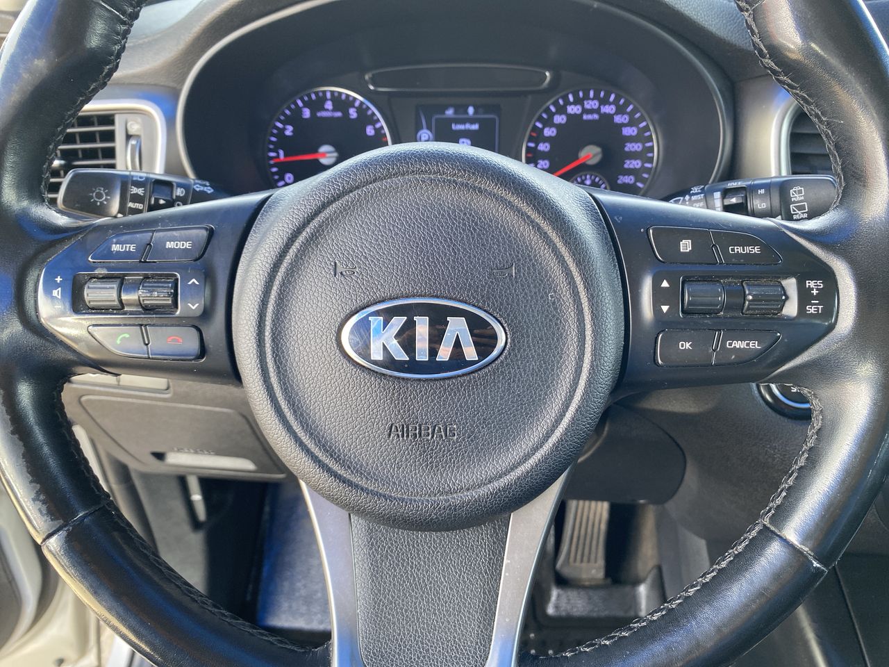 KIA - 25