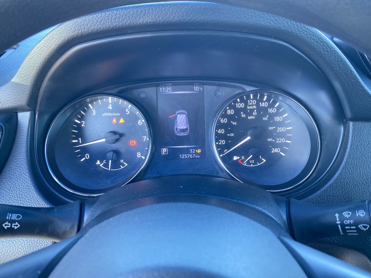 NISSAN - 25