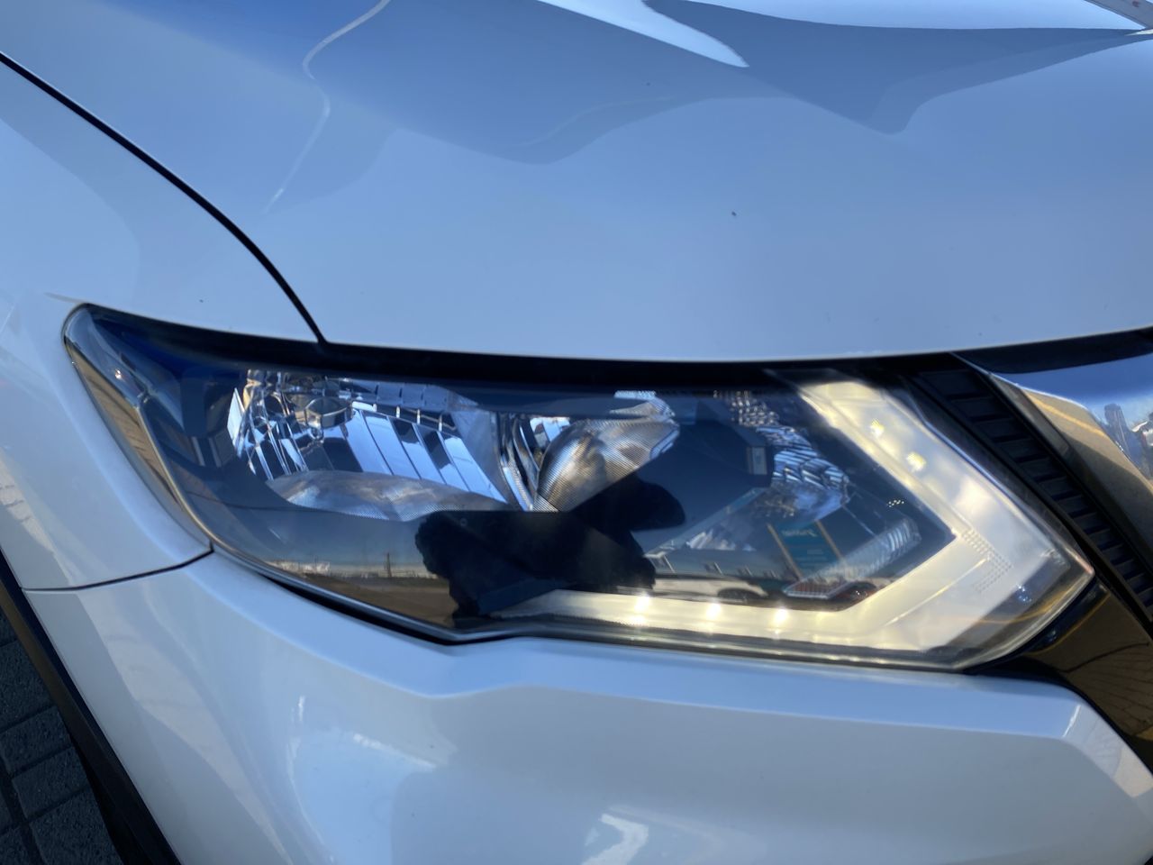 NISSAN - 17