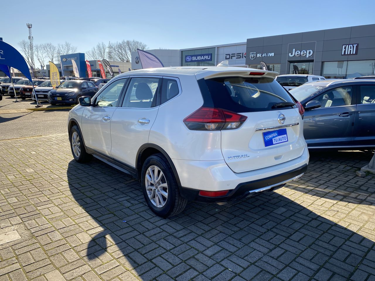 NISSAN - 5