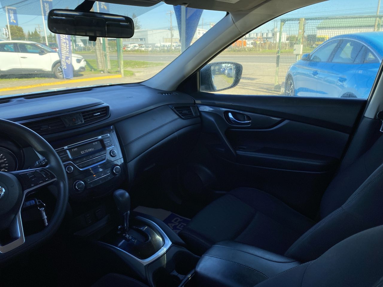 NISSAN - 10