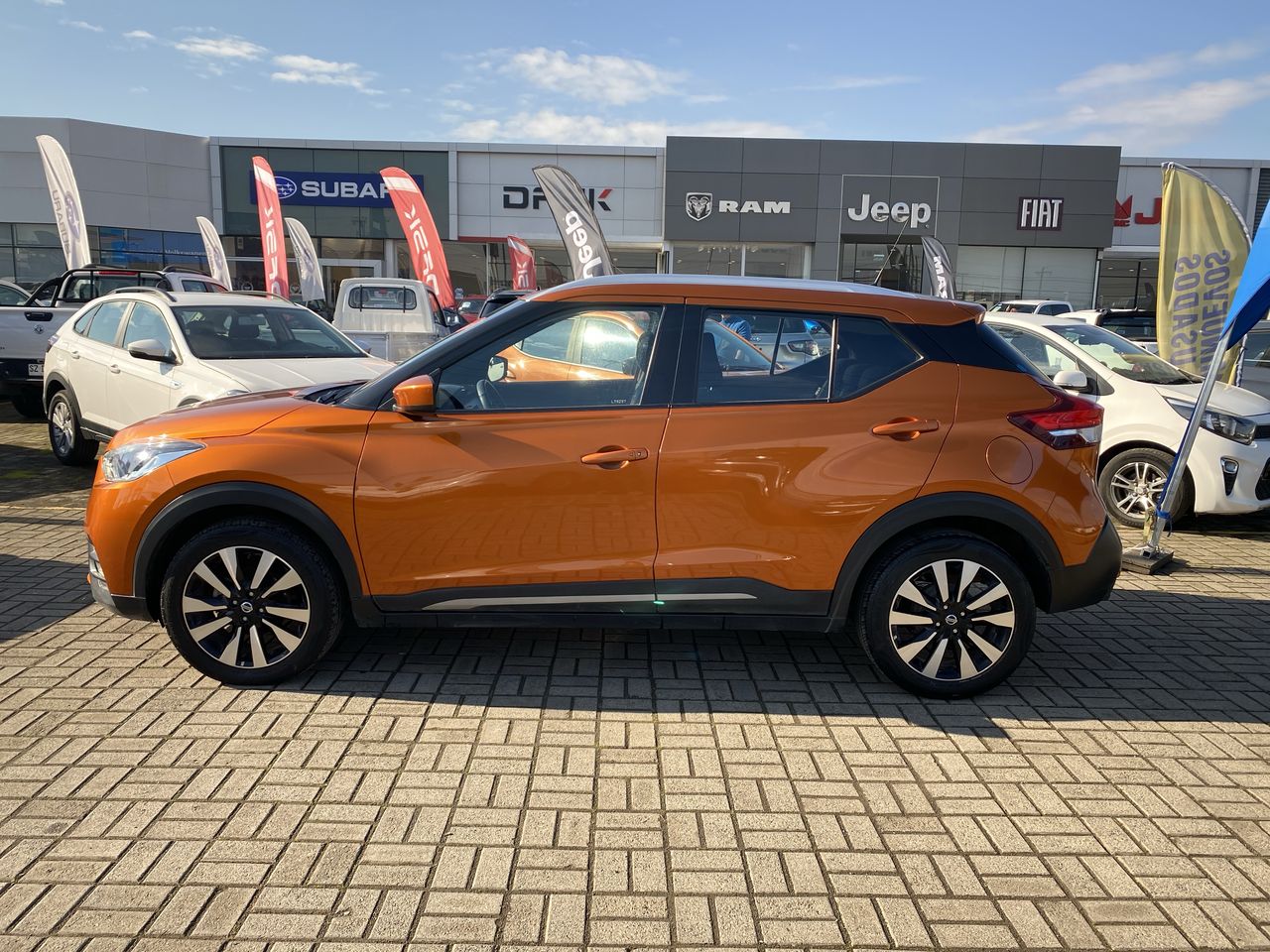 NISSAN - 4