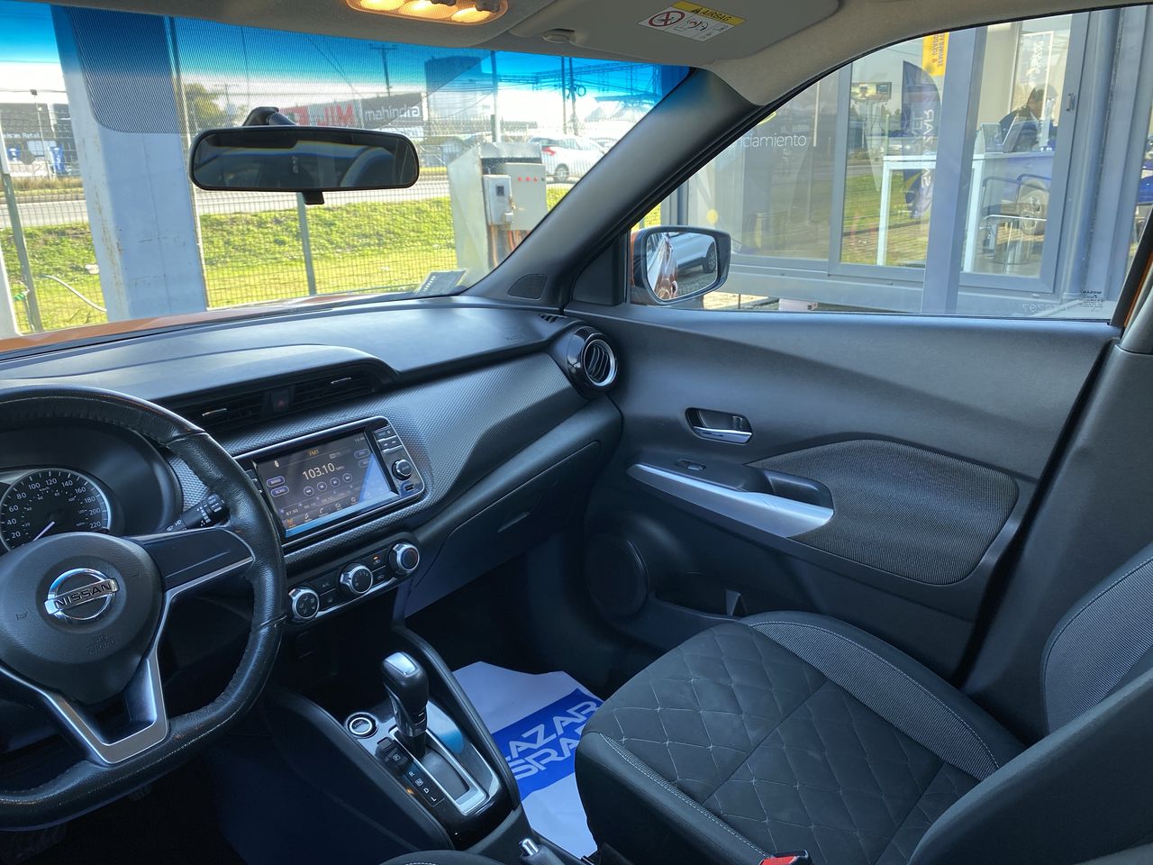NISSAN - 10