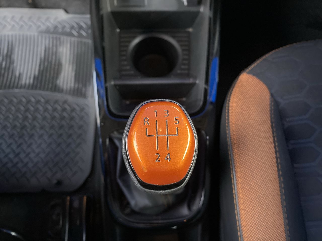 RENAULT - 28
