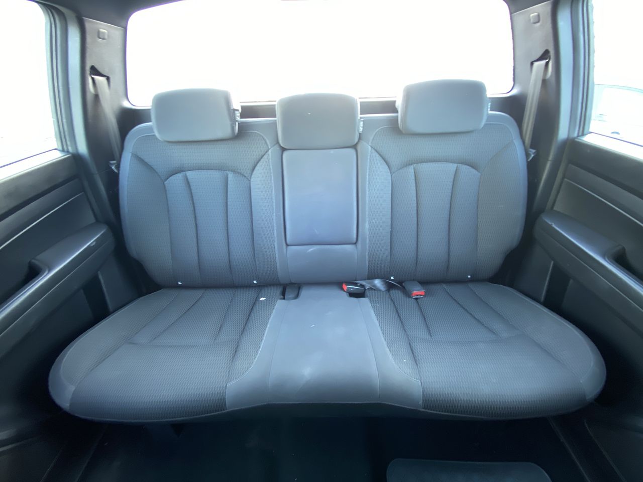 SSANGYONG - 12