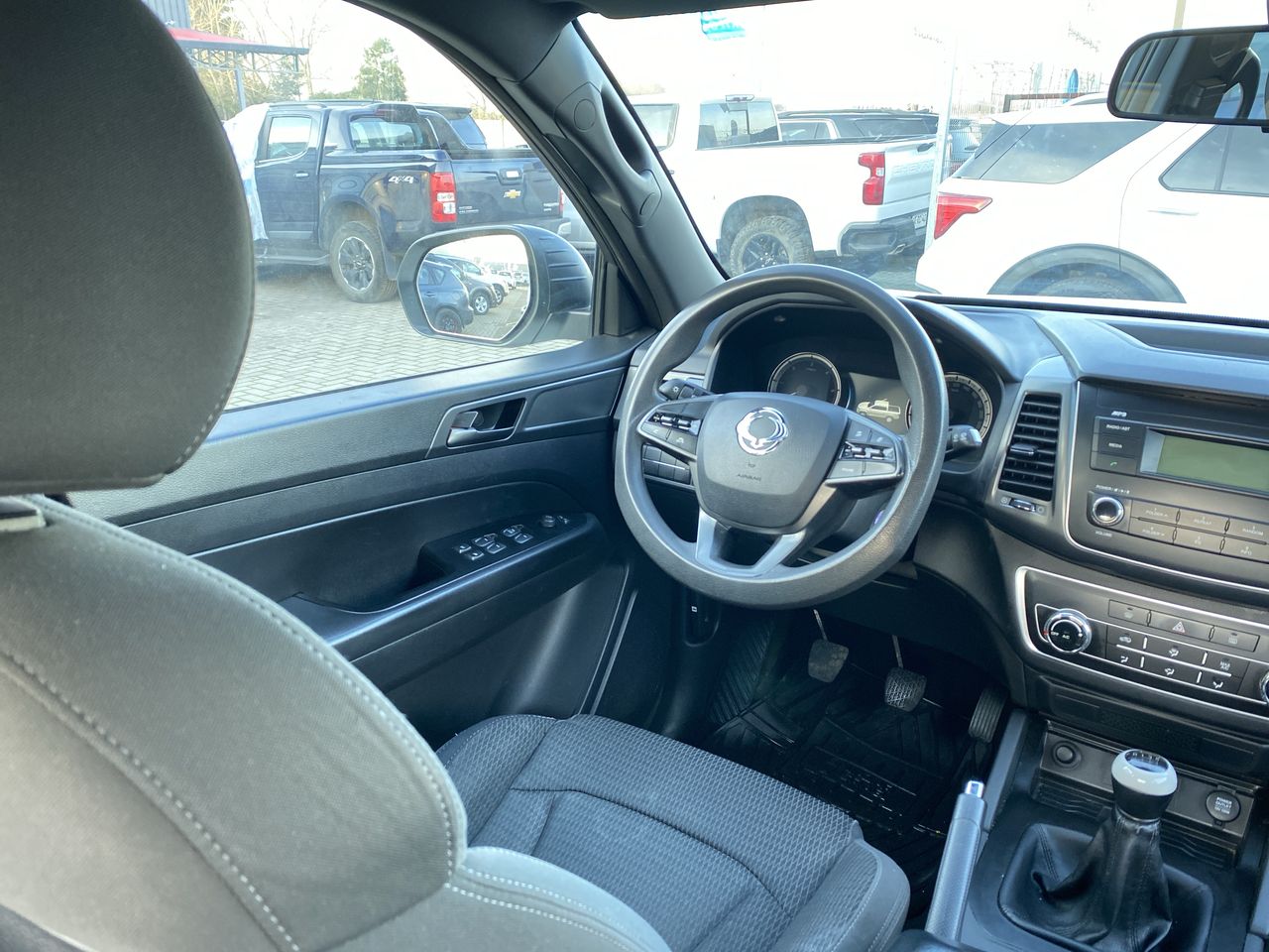 SSANGYONG - 14