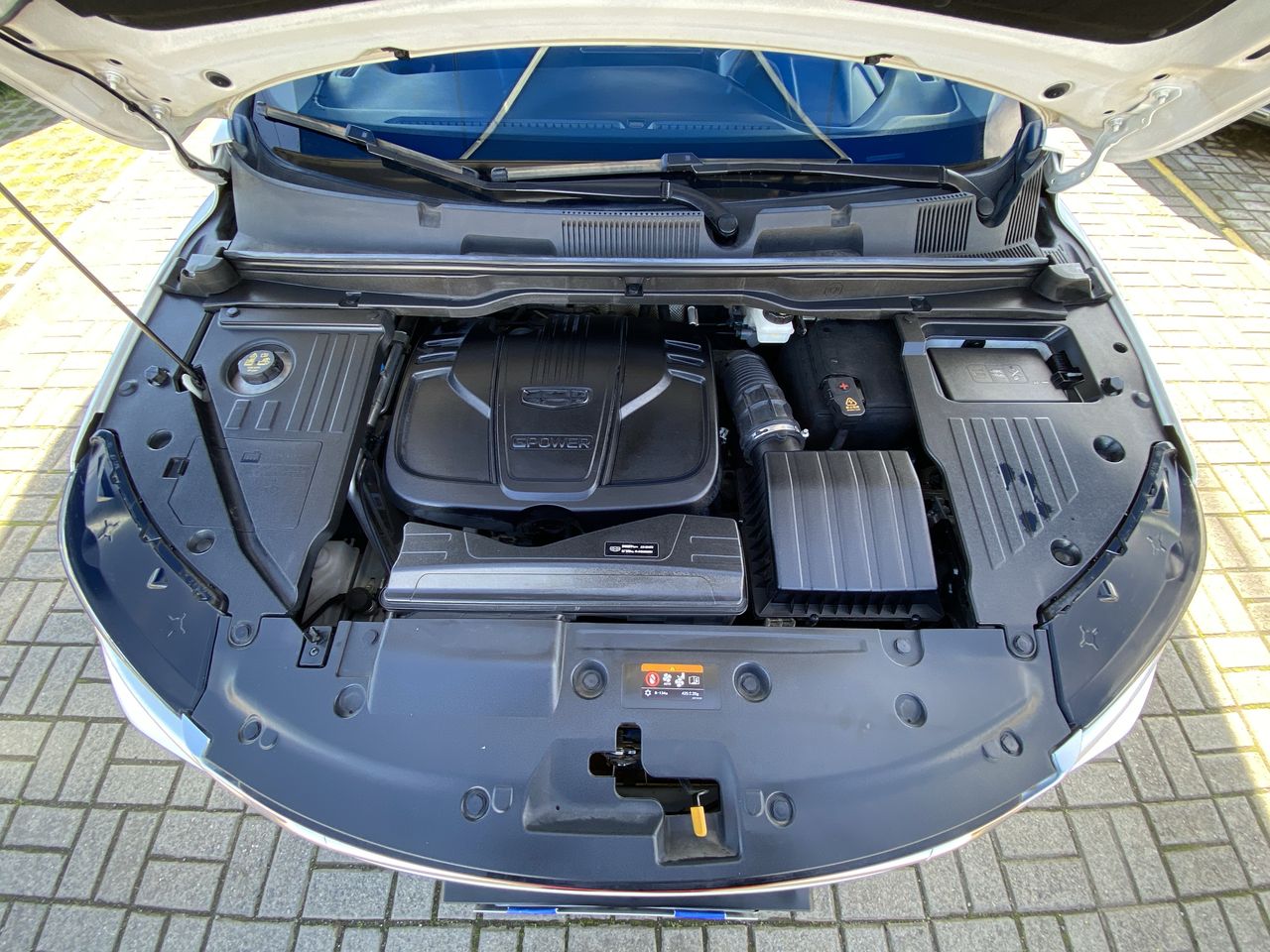 GEELY - 16