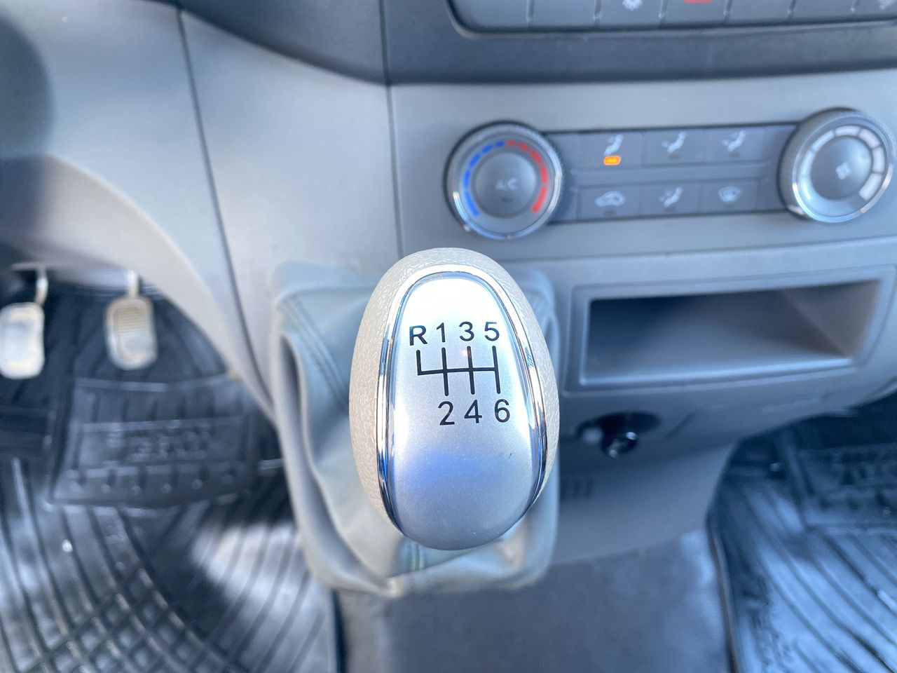 JAC - 29
