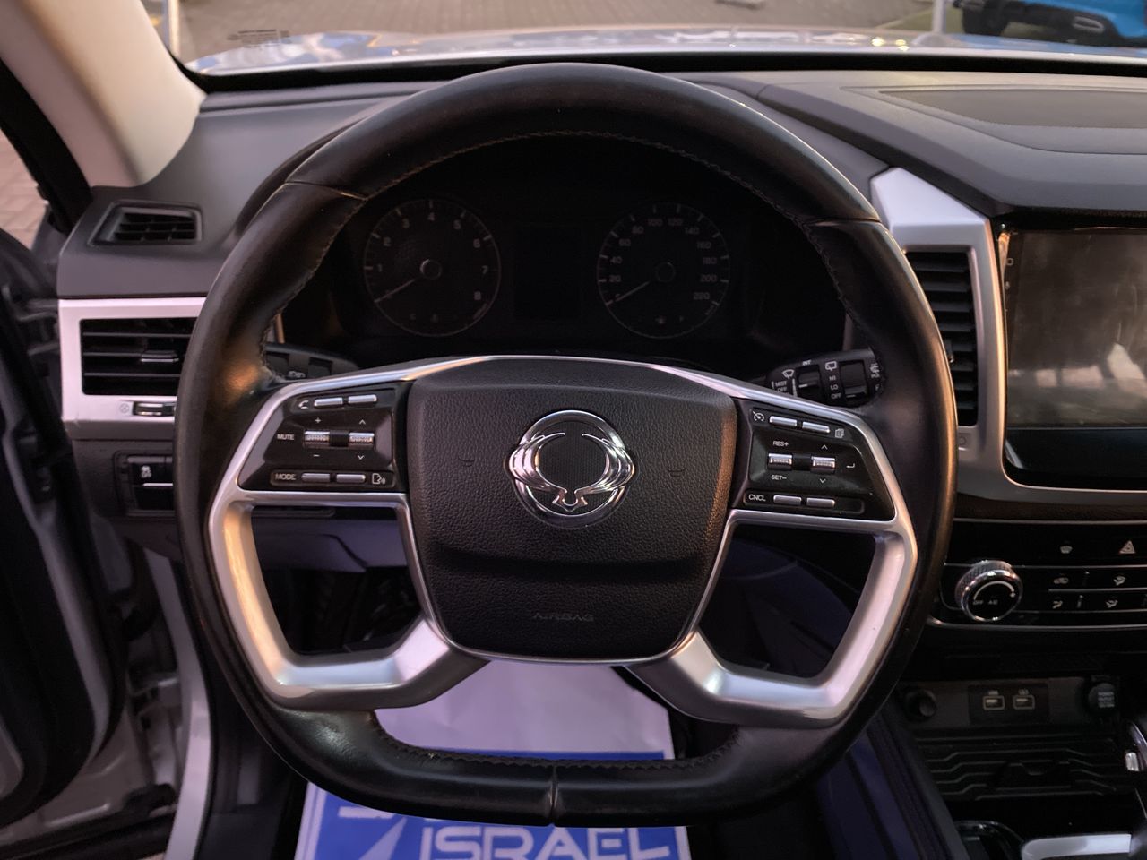 SSANGYONG - 24