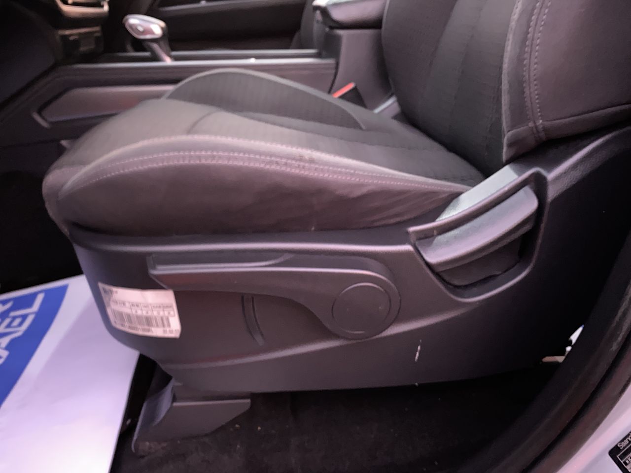 SSANGYONG - 22