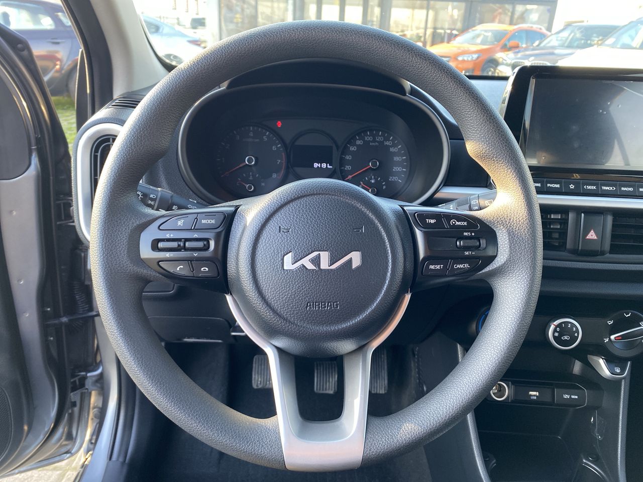 KIA - 24
