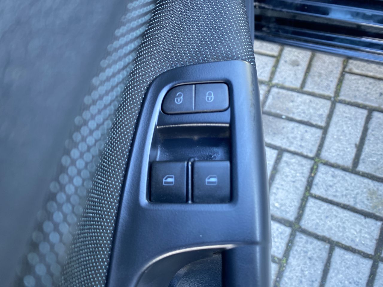 VOLKSWAGEN - 20