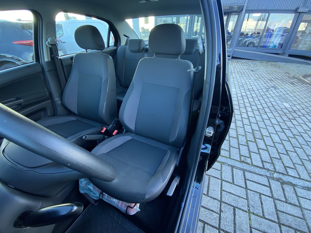 VOLKSWAGEN - 22