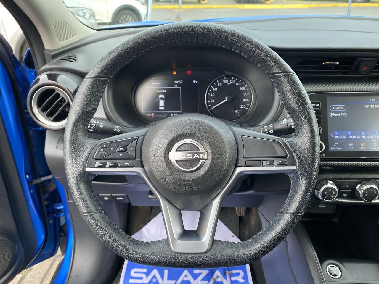 NISSAN - 24