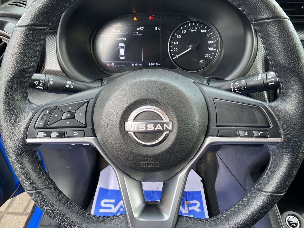 NISSAN - 25