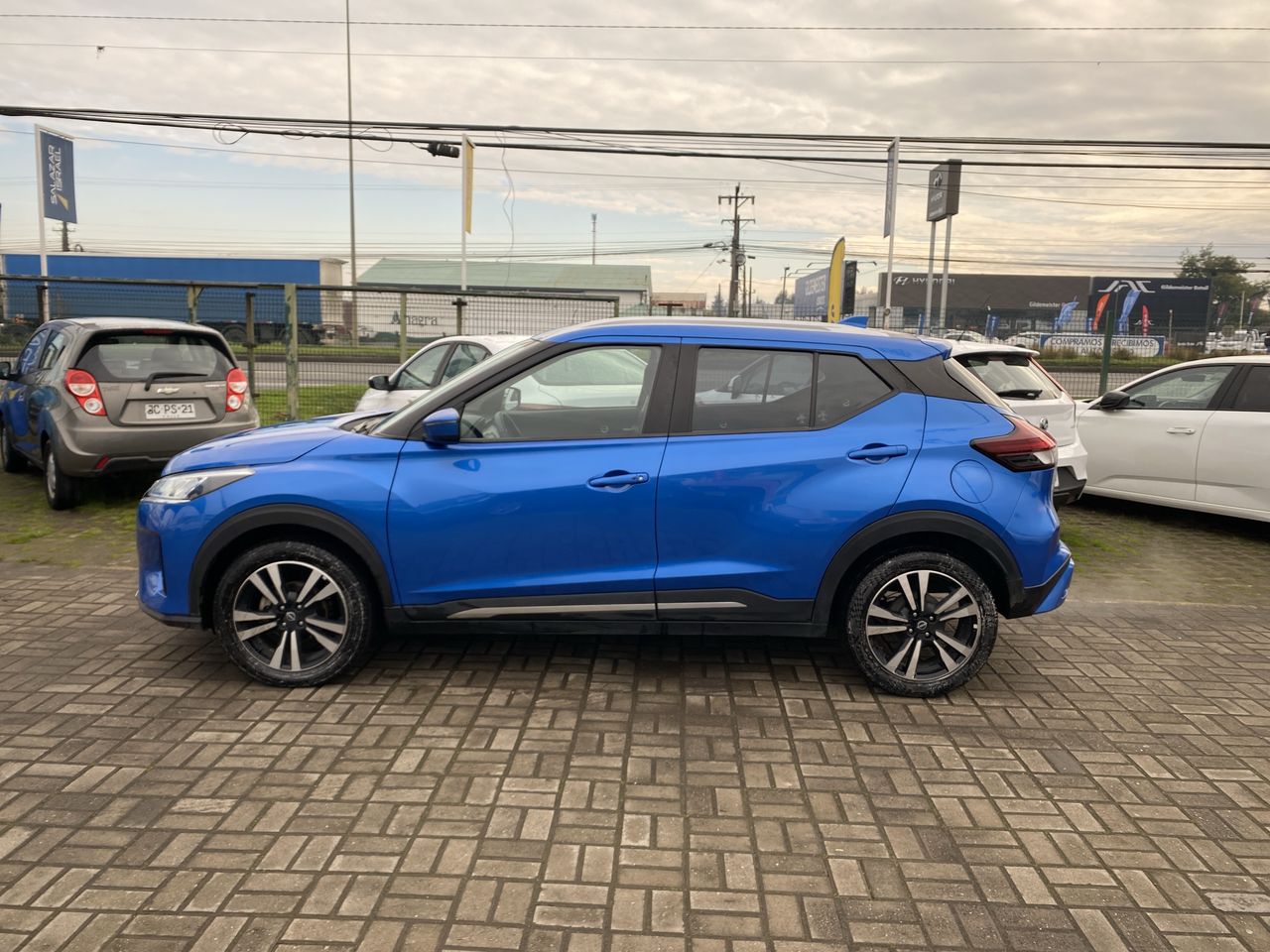 NISSAN - 4