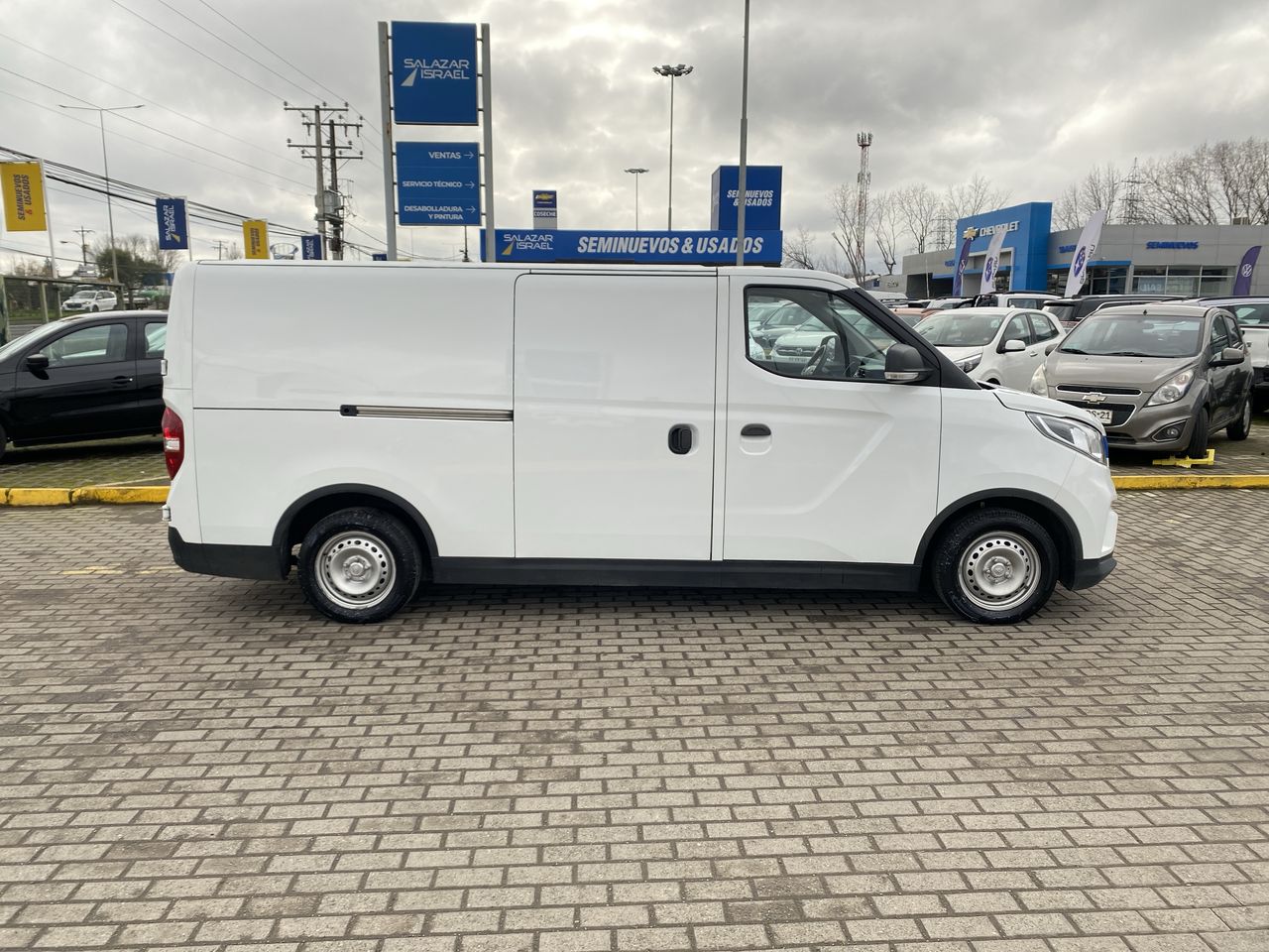 MAXUS - 8