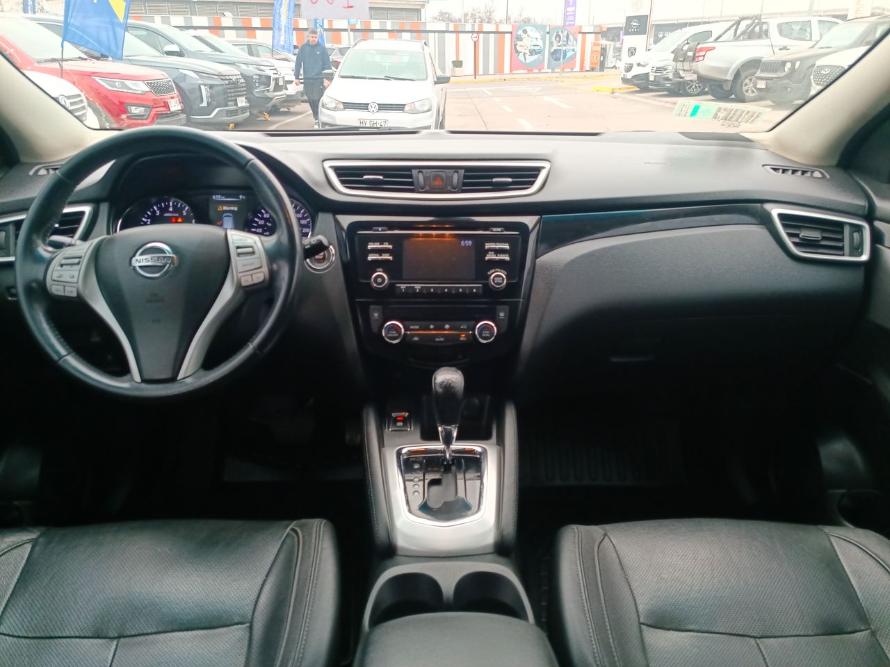 NISSAN - 32