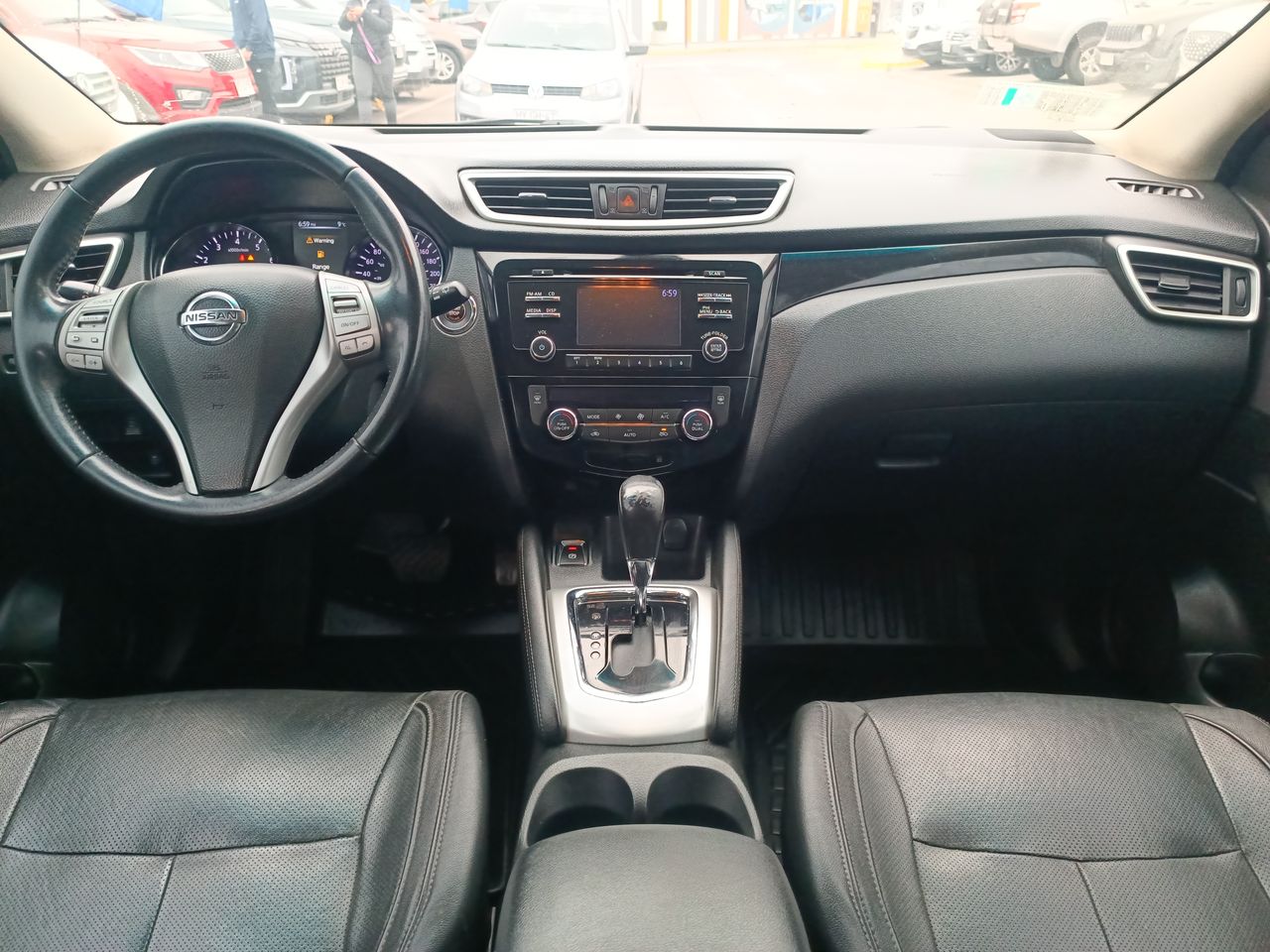 NISSAN - 9