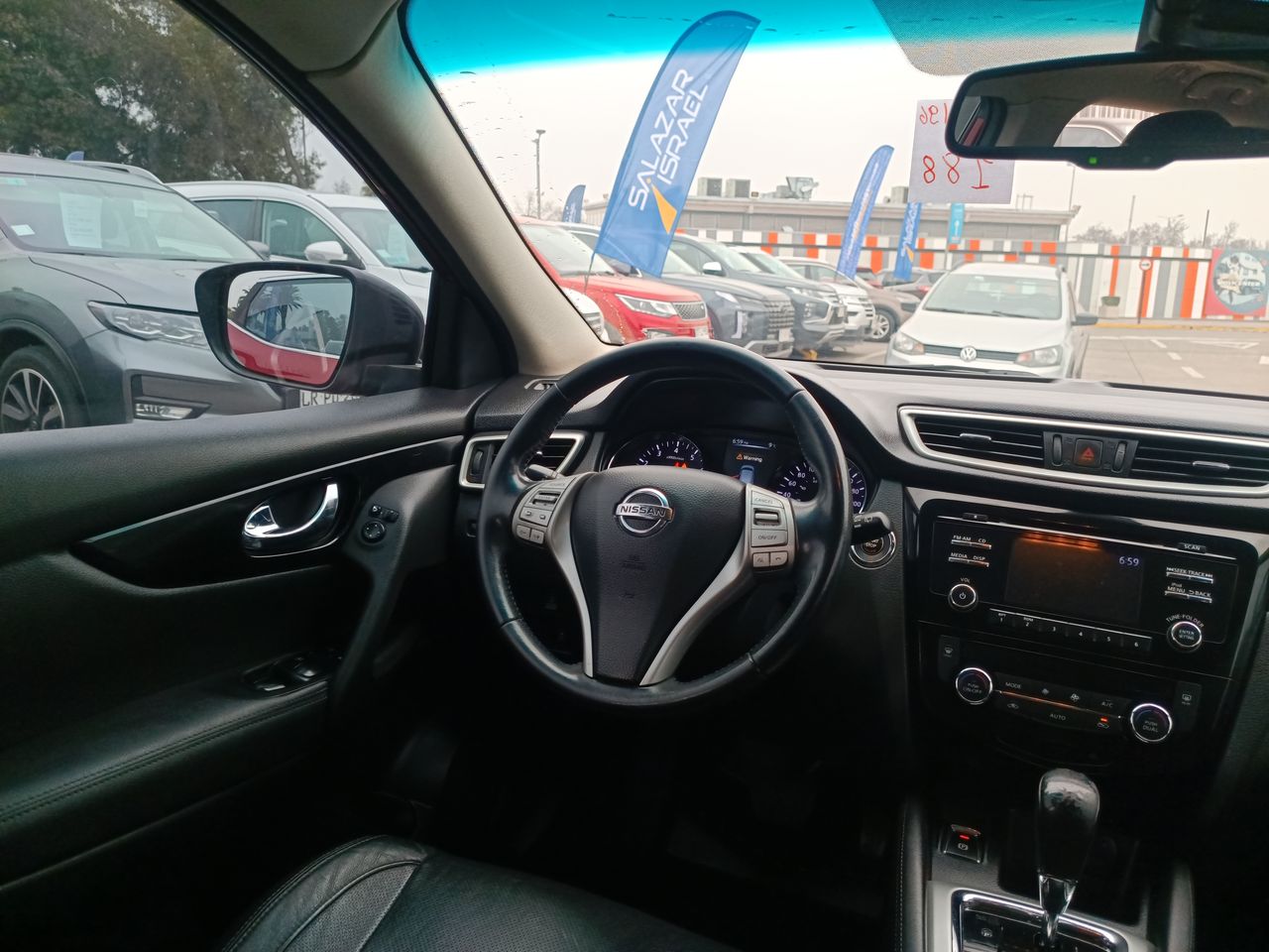 NISSAN - 16